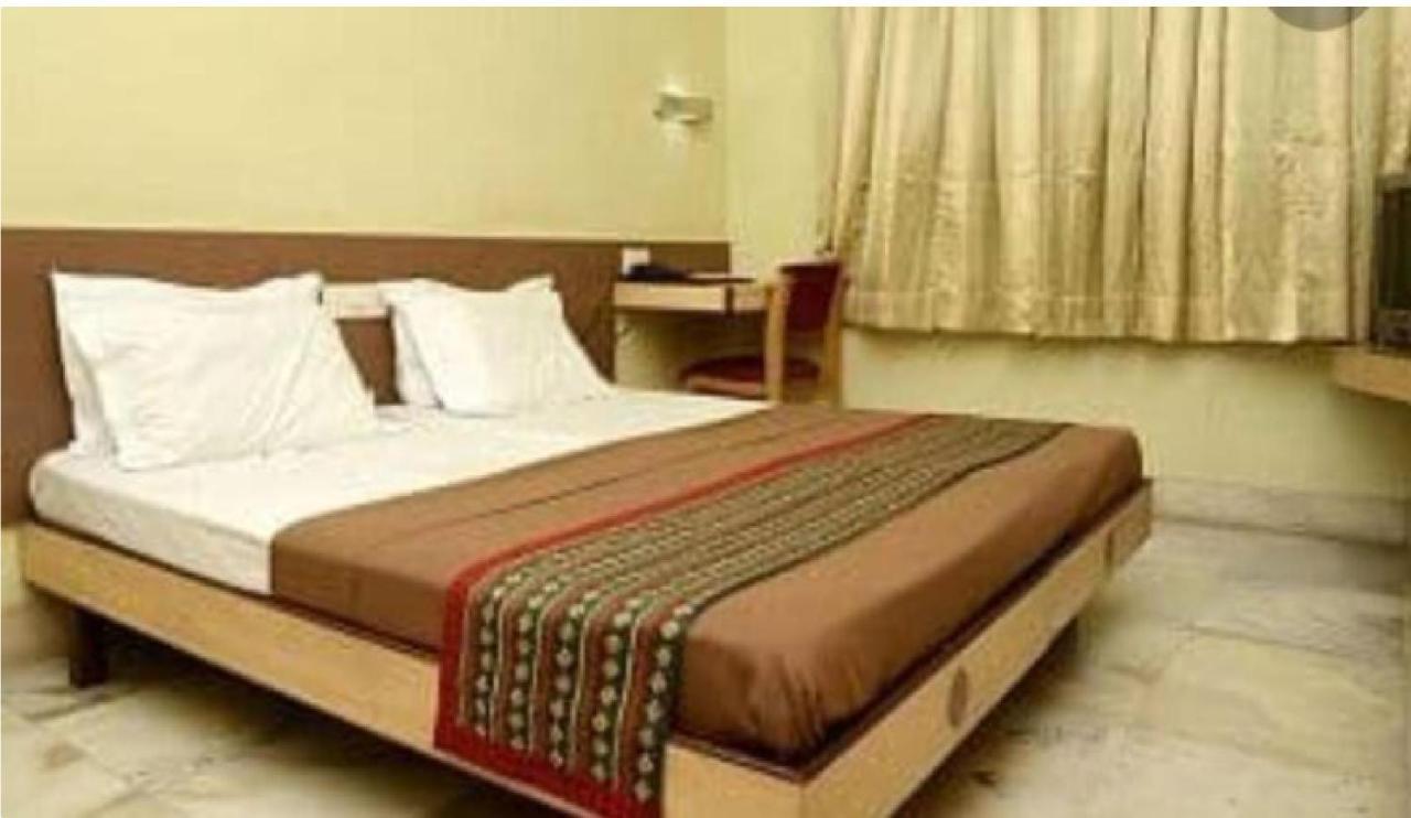 Hotel Chandrawali By Wb Inn Ballia Exteriér fotografie